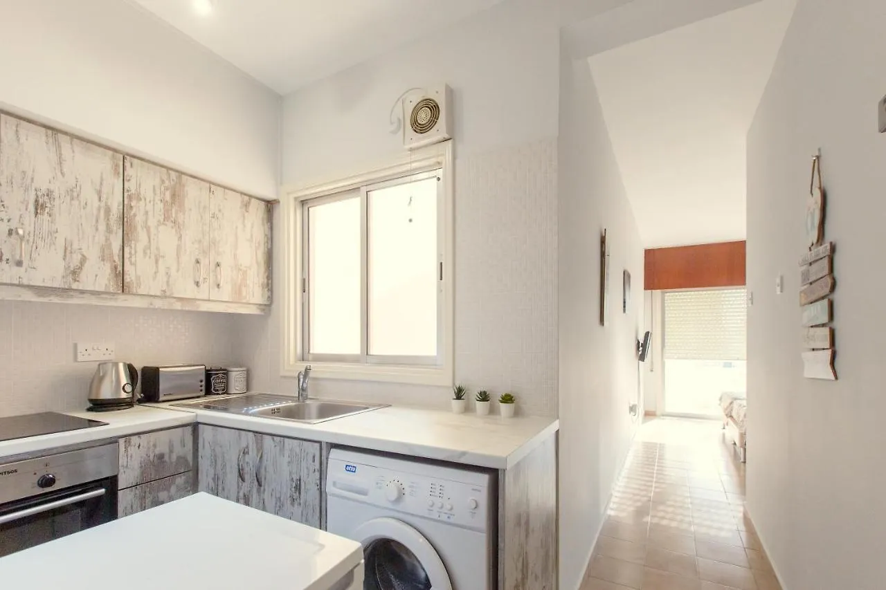 Furnished Seafront Studio Larnaca