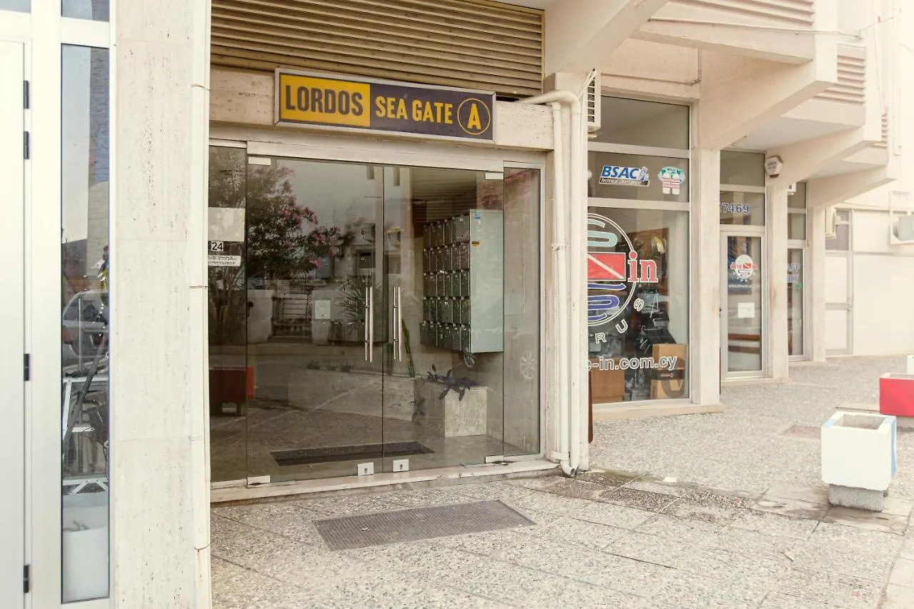 Furnished Seafront Studio Larnaca