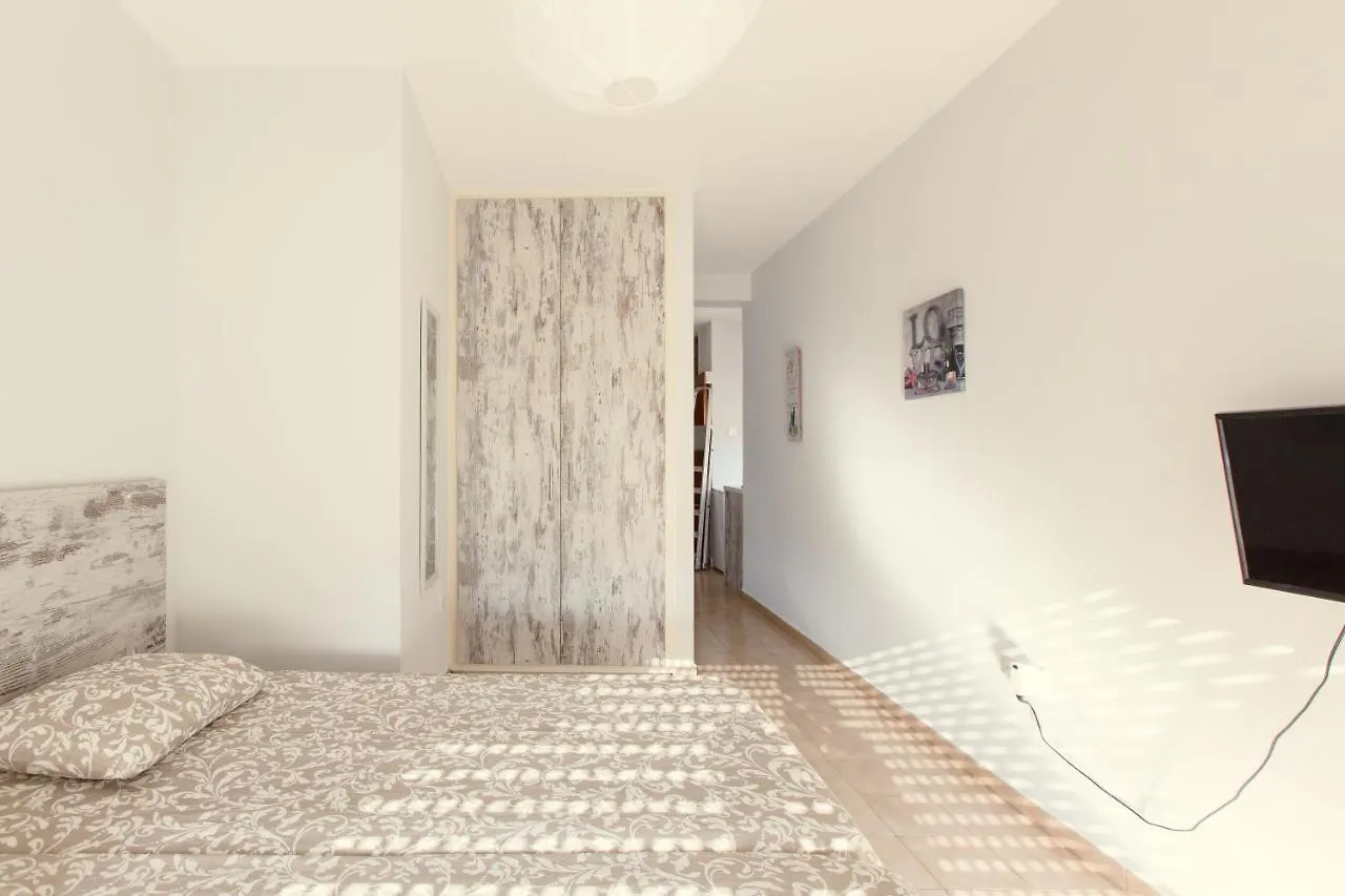 Furnished Seafront Studio Larnaca 0*,  Cyprus